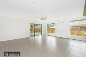 13 Stables Way